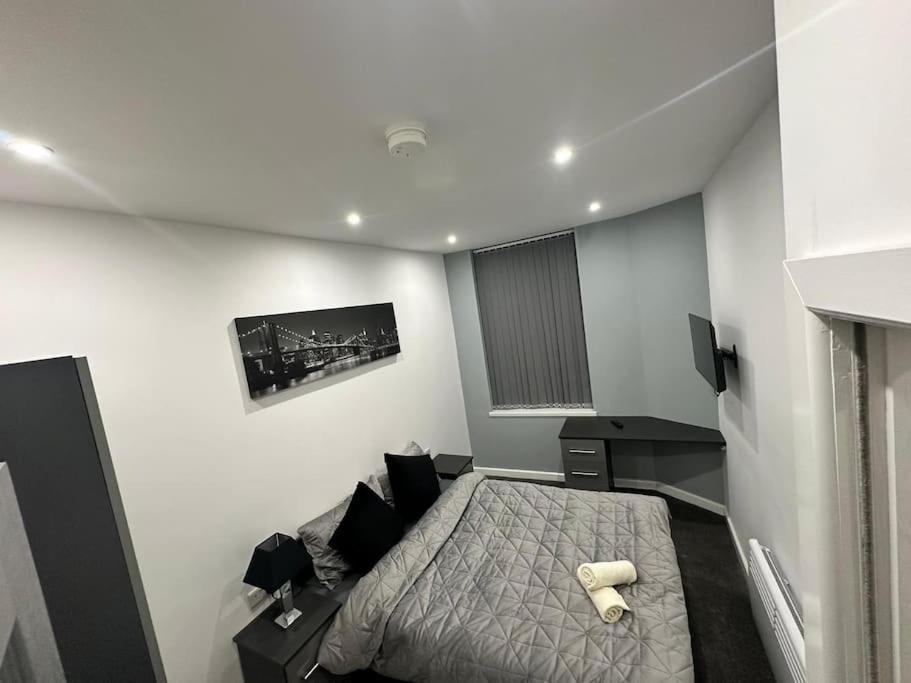Luxurious 2 Bedroom Flat Beeston Hill Exterior foto